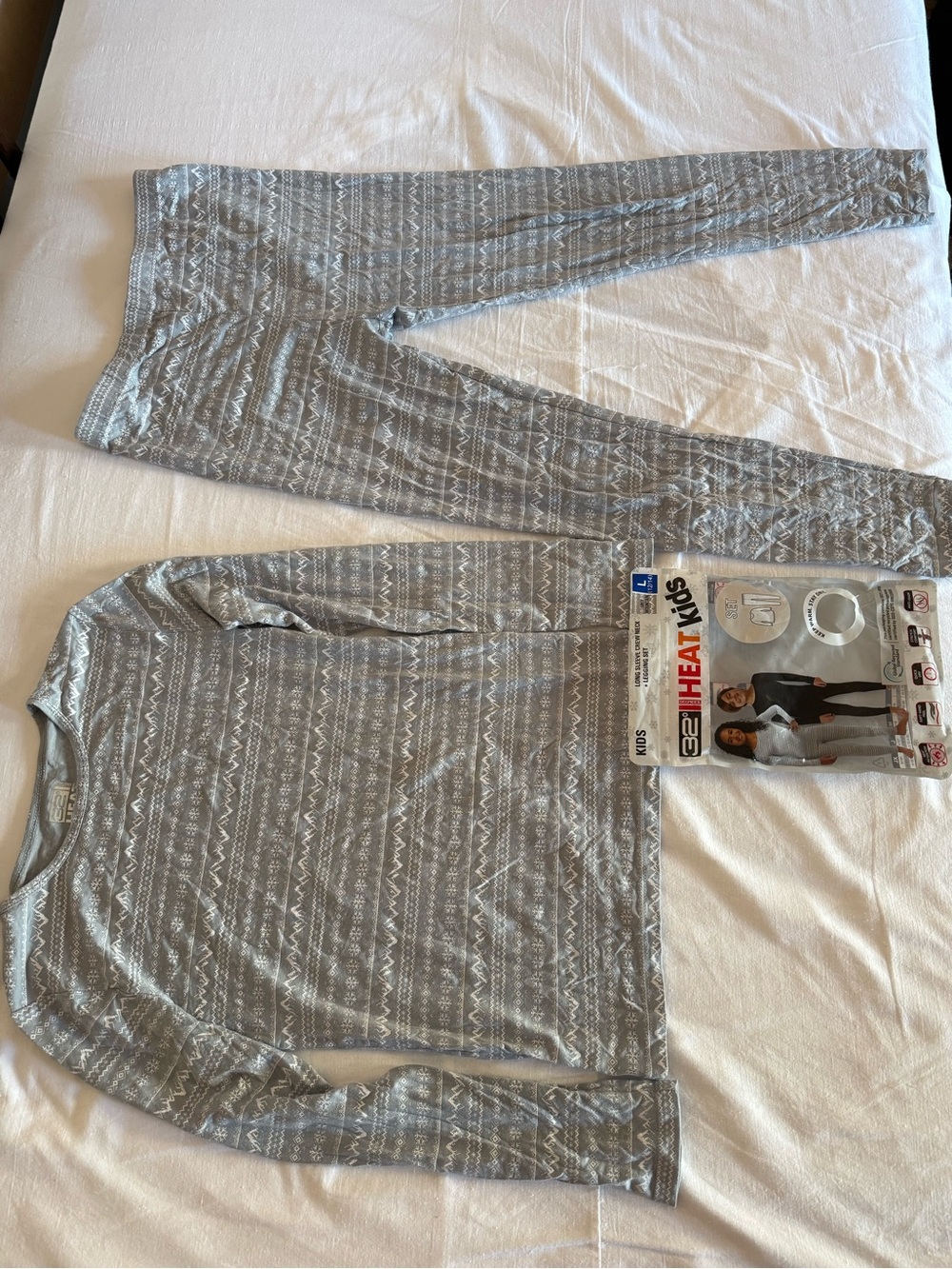 32 Degrees Heat Kids Thermal Base Layer 2-Piece Set Top/Leggings Large 12/14